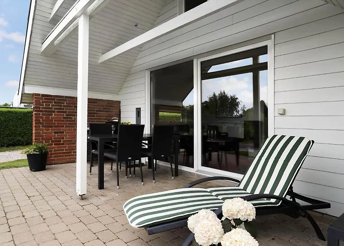 40548-juelsminde-pot-strandby-139 * Sonderby (Midtjylland)